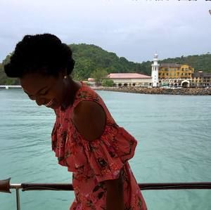 Meet your Posher, Jerline